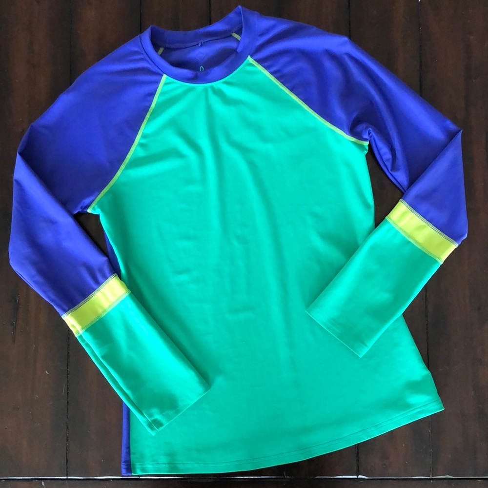Rash Guard Swim Top